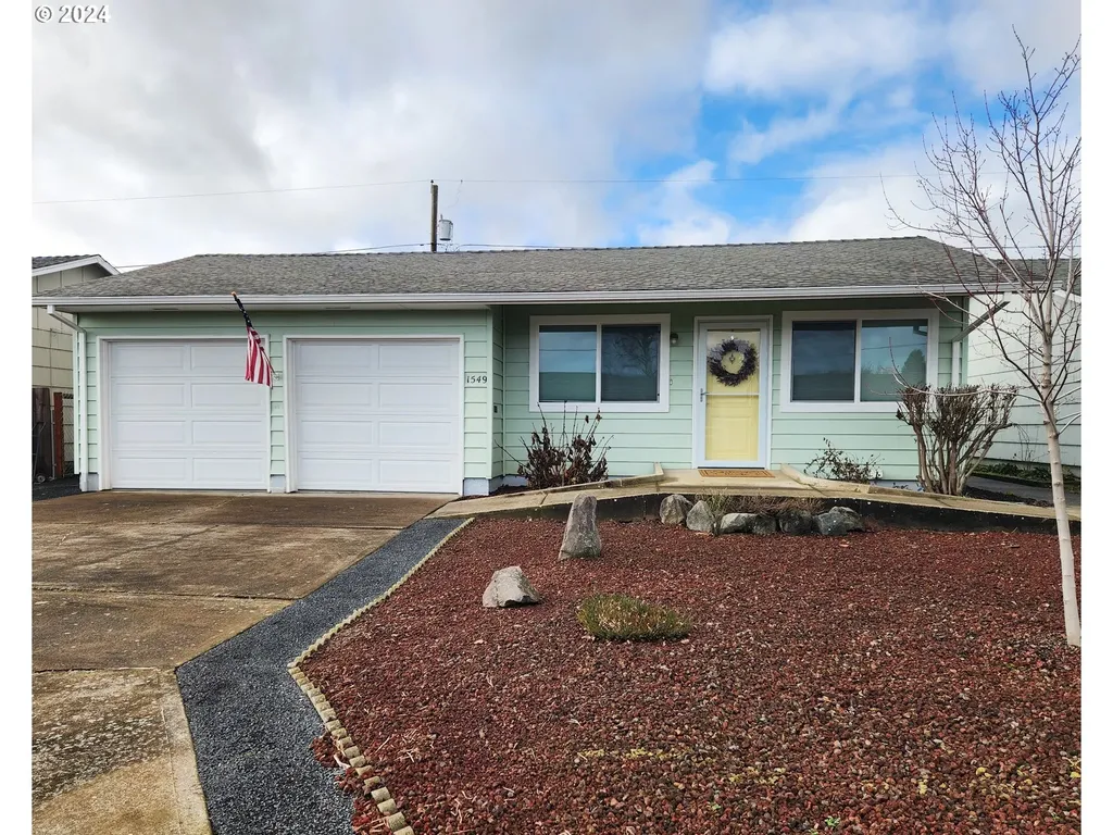 1549 Thompson Road Woodburn OR 97071