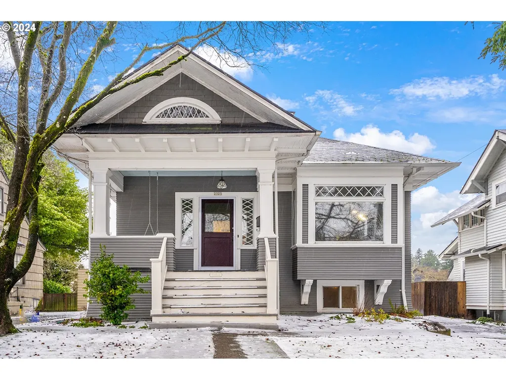 2323 Ne 37th Avenue Portland OR 97212