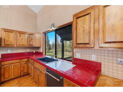 5463 SE Aldercrest Road Milwaukie OR 97222