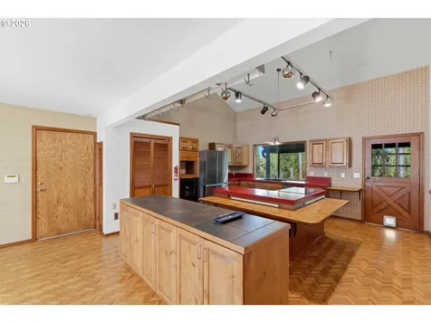 5463 SE Aldercrest Road Milwaukie OR 97222