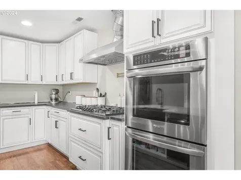 70200 Apiary Road Rainier OR 97048