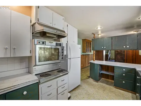 52273 SE 2nd Street Scappoose OR 97056