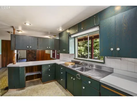 52273 SE 2nd Street Scappoose OR 97056