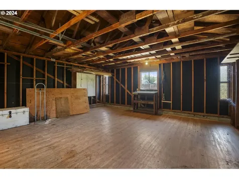 52273 SE 2nd Street Scappoose OR 97056