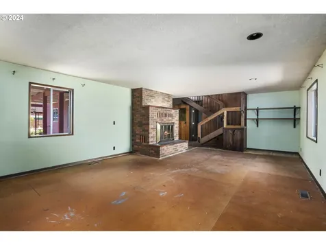 52273 SE 2nd Street Scappoose OR 97056