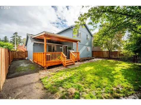 5606 NE 52nd Court Vancouver WA 98661