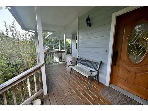 94104 Pleasant Valley Lane Myrtle Point OR 97458