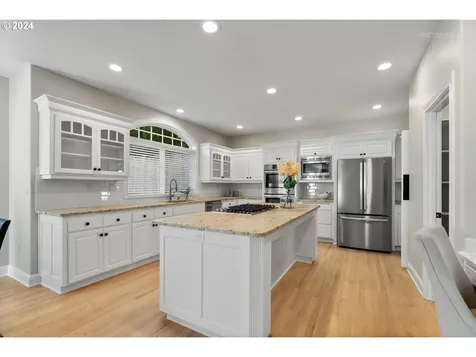 12840 NW Lilywood Drive Portland OR 97229