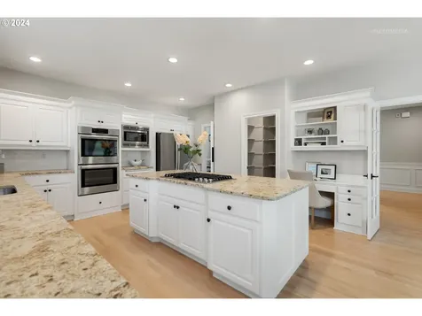 12840 NW Lilywood Drive Portland OR 97229