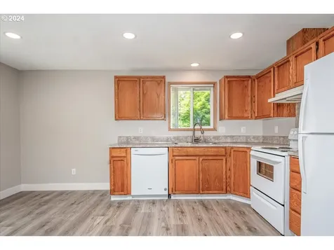 16003 Ne 85th Street Vancouver WA 98682