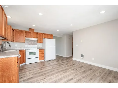16003 Ne 85th Street Vancouver WA 98682