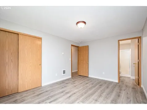 16003 Ne 85th Street Vancouver WA 98682