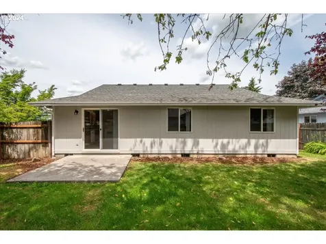 16003 Ne 85th Street Vancouver WA 98682