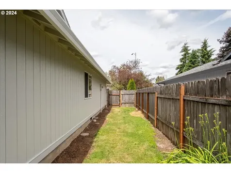 16003 Ne 85th Street Vancouver WA 98682