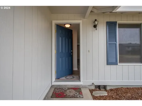 16003 Ne 85th Street Vancouver WA 98682