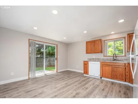 16003 Ne 85th Street Vancouver WA 98682