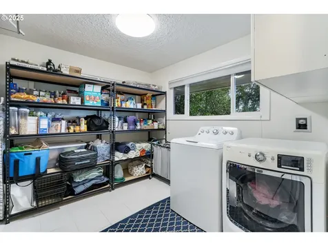 6110 SW Lesser Way Portland OR 97219