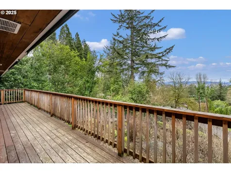 6110 SW Lesser Way Portland OR 97219