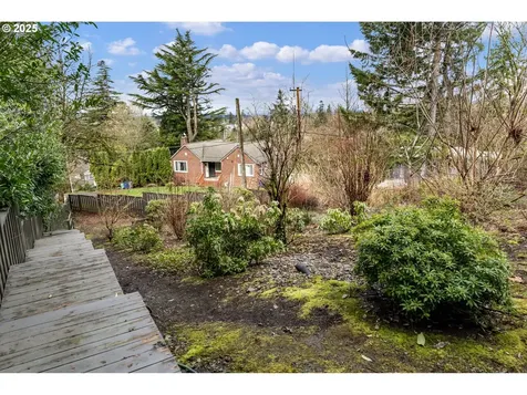 6110 SW Lesser Way Portland OR 97219