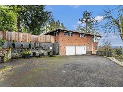 6110 SW Lesser Way Portland OR 97219