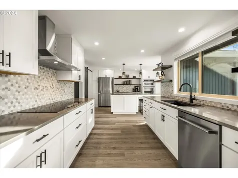 12725 NW Lovejoy Street Portland OR 97229