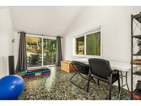 12725 NW Lovejoy Street Portland OR 97229