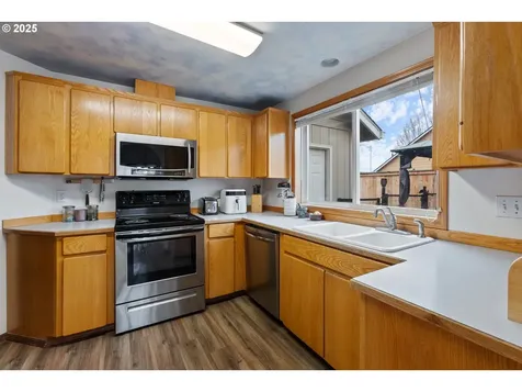 2466 S Ginger Street Cornelius OR 97113