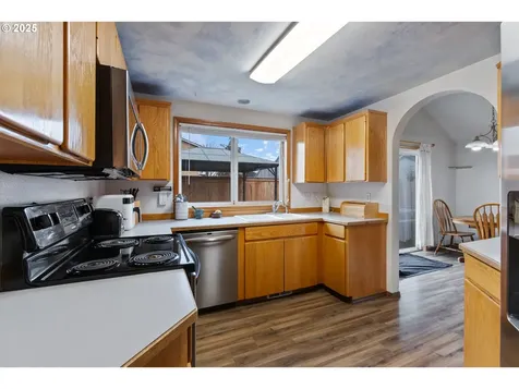 2466 S Ginger Street Cornelius OR 97113