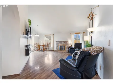2466 S Ginger Street Cornelius OR 97113