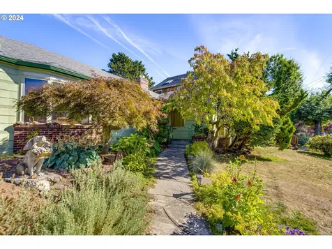 5230 Se 46th Avenue Portland OR 97206