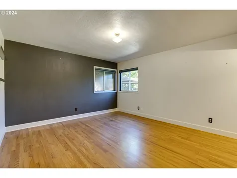 5230 Se 46th Avenue Portland OR 97206