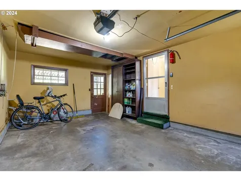 5230 Se 46th Avenue Portland OR 97206