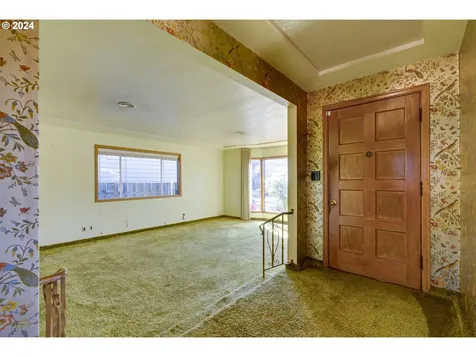 5230 Se 46th Avenue Portland OR 97206