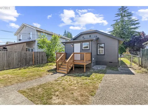 337 27th Avenue Longview WA 98632