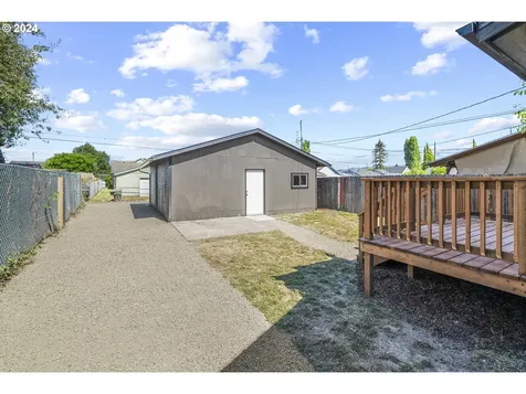 337 27th Avenue Longview WA 98632