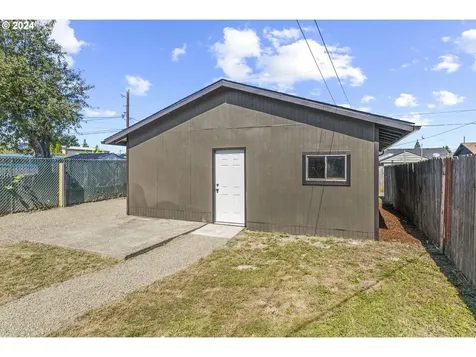 337 27th Avenue Longview WA 98632