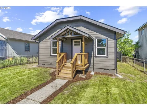 337 27th Avenue Longview WA 98632
