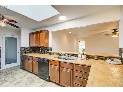 1501 Buckhorn Road Roseburg OR 97470