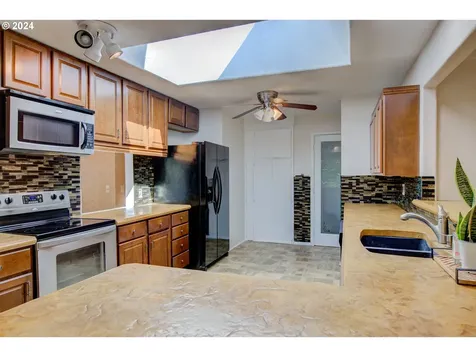 1501 Buckhorn Road Roseburg OR 97470