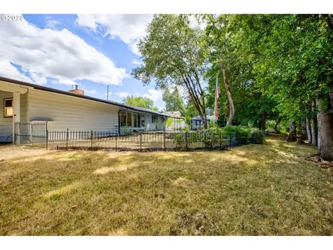 1501 Buckhorn Road Roseburg OR 97470