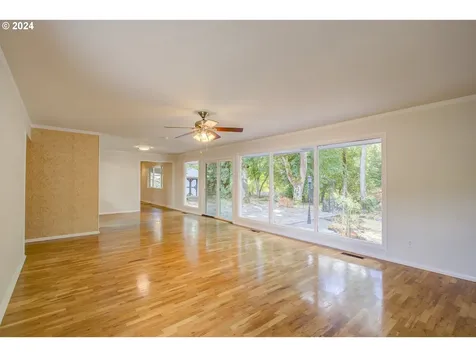 1501 Buckhorn Road Roseburg OR 97470