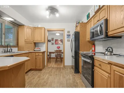 1334 Nw 4th Street Gresham OR 97030