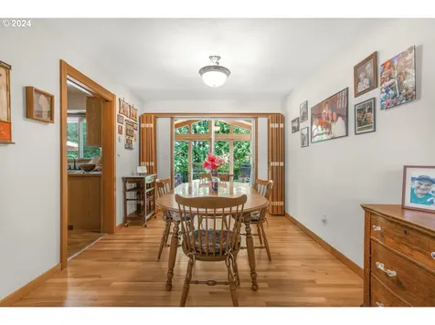 1334 Nw 4th Street Gresham OR 97030
