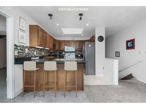 42775 Sundown Way Cloverdale OR 97112