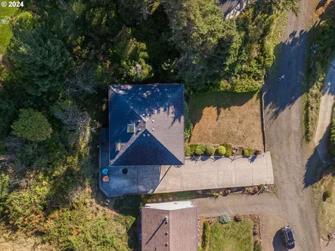 42775 Sundown Way Cloverdale OR 97112