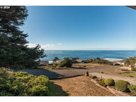 42775 Sundown Way Cloverdale OR 97112