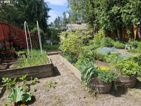 10910 SW 74th Avenue Portland OR 97223