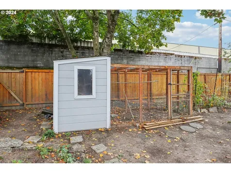 10910 SW 74th Avenue Portland OR 97223
