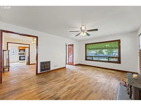 1316 8th Avenue Longview WA 98632
