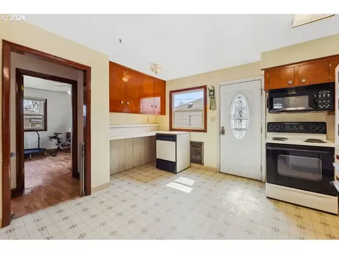 1316 8th Avenue Longview WA 98632